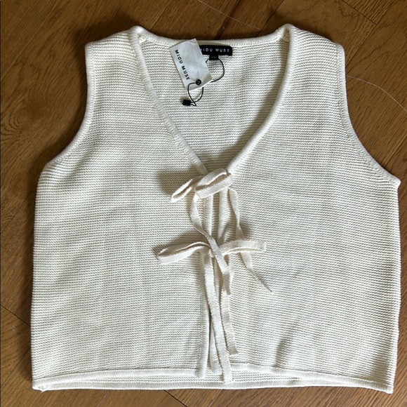 NWT! Neuflora Blaine Top - Picture 4 of 9